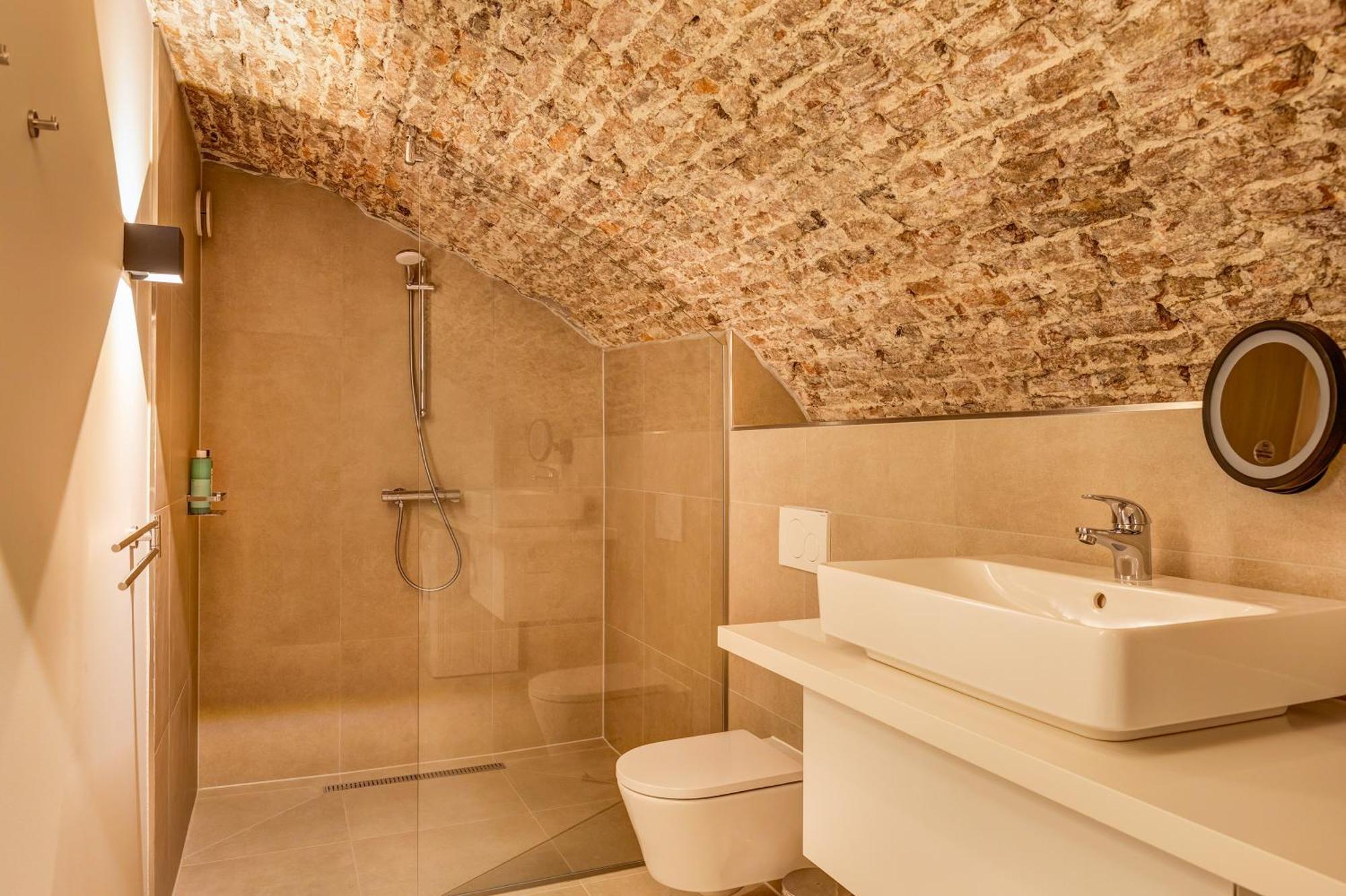 Hébergement de vacances Luxurious Renovated In Center With View On The Old Canal *